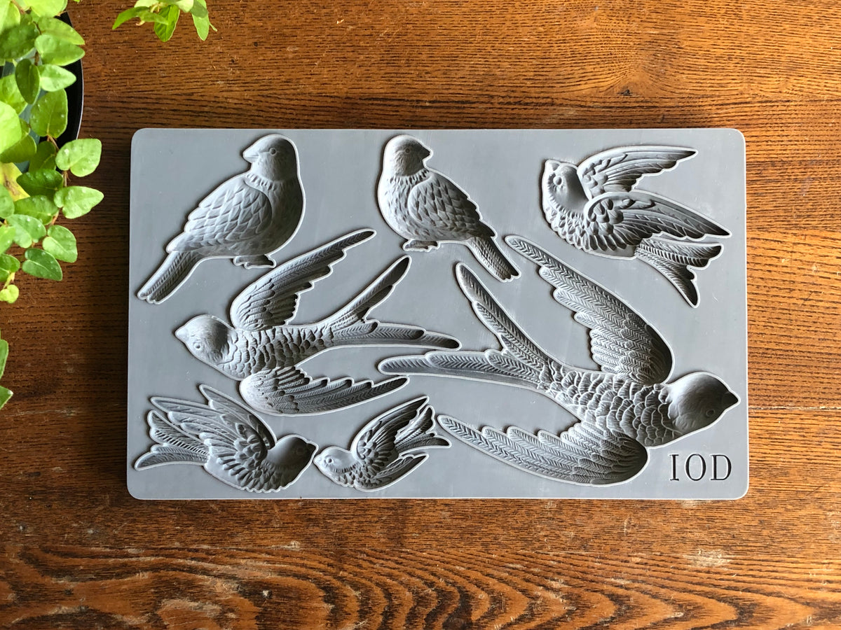 Make Your Own Polymer Clay Jewelry with IOD Moulds 